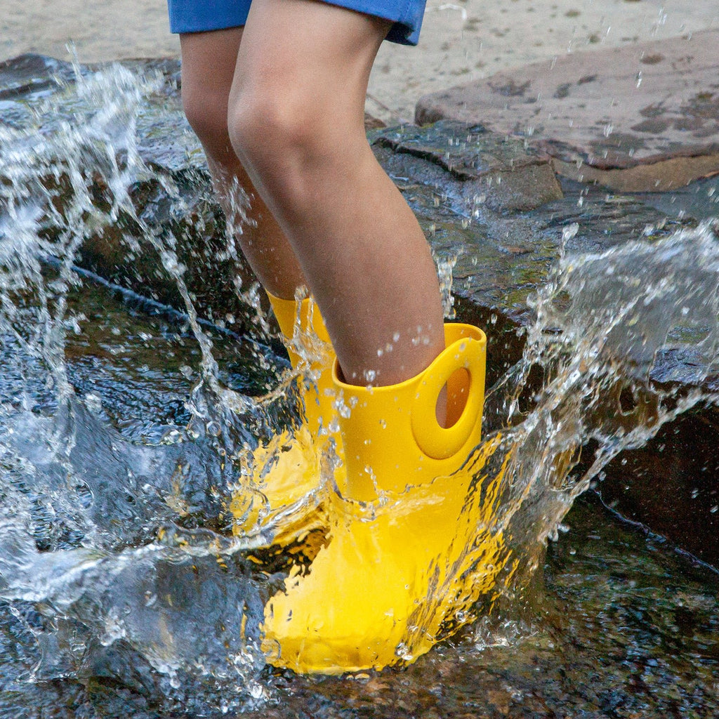 Toddler Kendall Rain Boots, Black Glow Stars - 5 - Okabashi