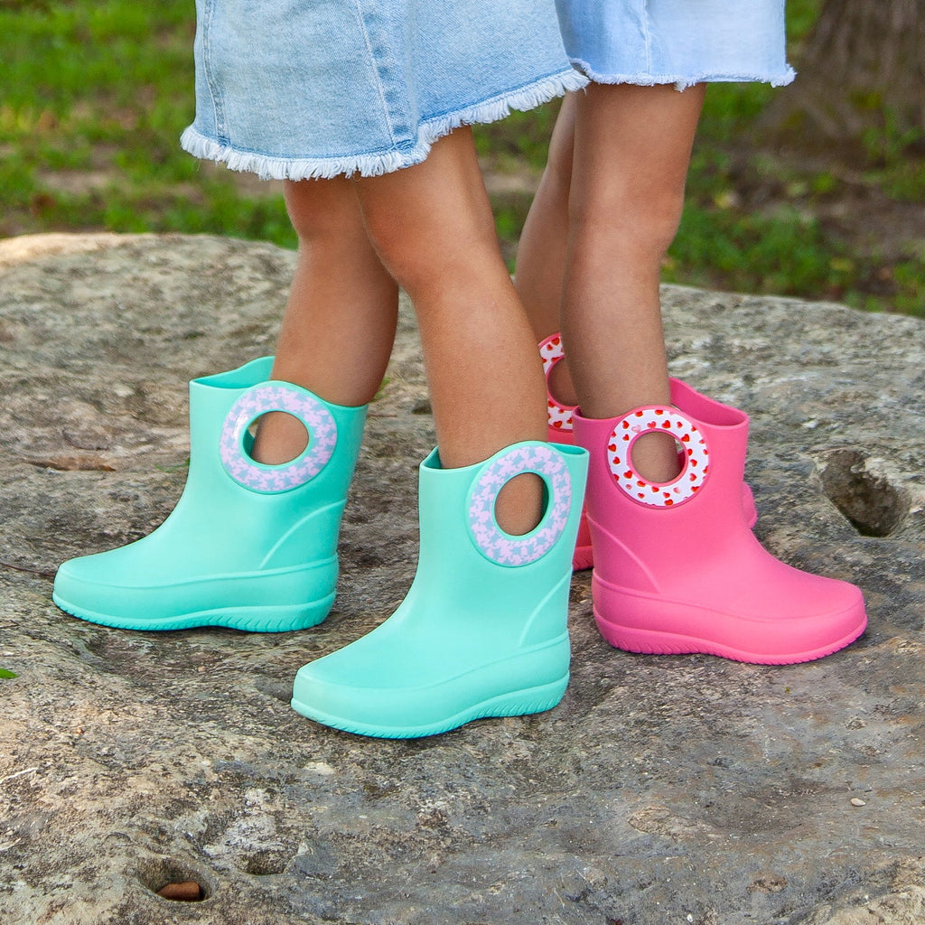 Toddler Kendall Rain Boots, Pink Hearts - 5 - Okabashi
